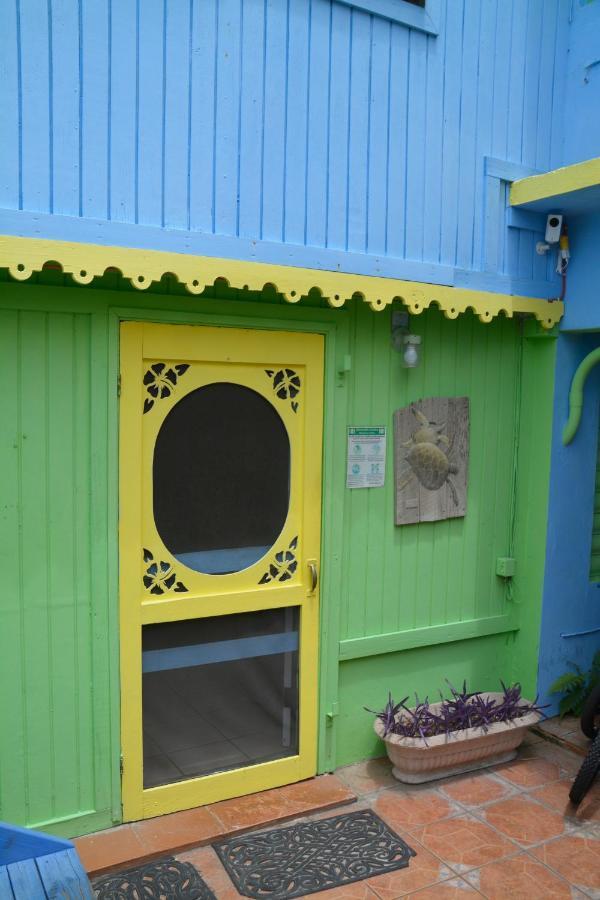 Palmetto Guesthouse Isla Culebra ภายนอก รูปภาพ