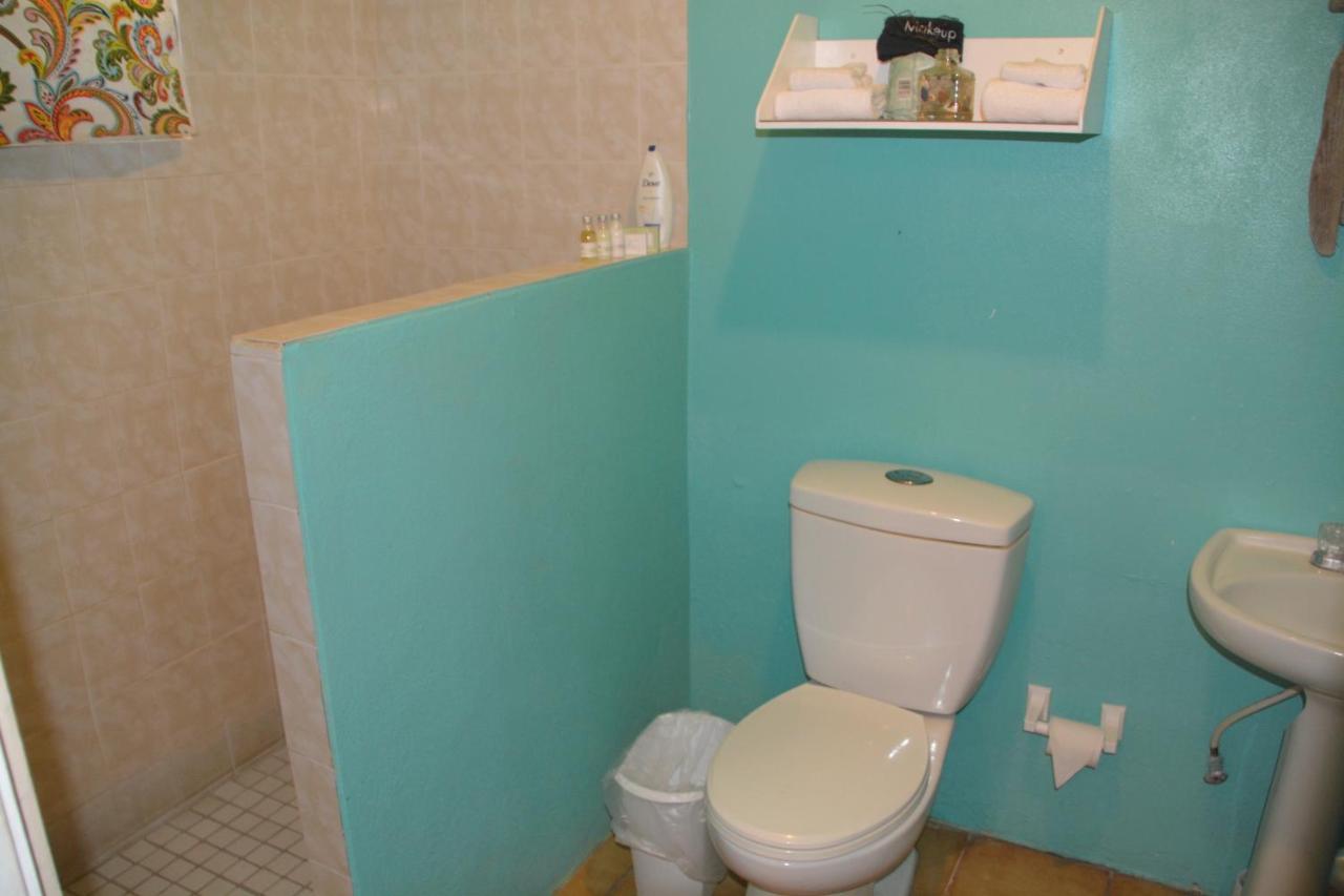 Palmetto Guesthouse Isla Culebra ภายนอก รูปภาพ