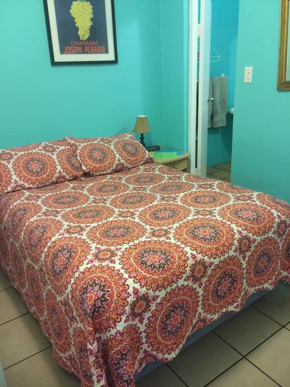 Palmetto Guesthouse Isla Culebra ภายนอก รูปภาพ